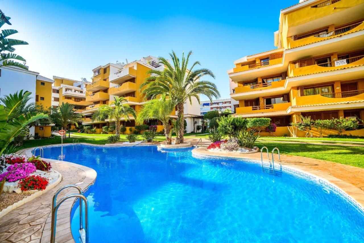 La Entrada Beach Club Torrevieja Eksteriør billede
